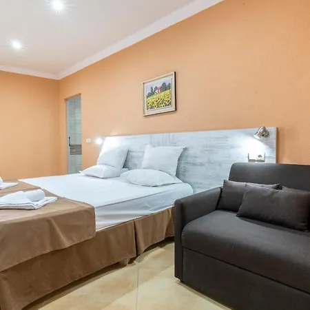 里瓦酒店 - 全包