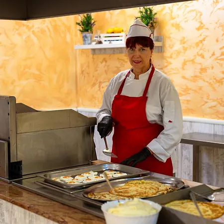 里瓦酒店 - 全包 酒店 阳光海滩