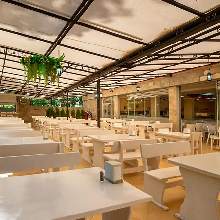 里瓦酒店 - 全包 3* 阳光海滩