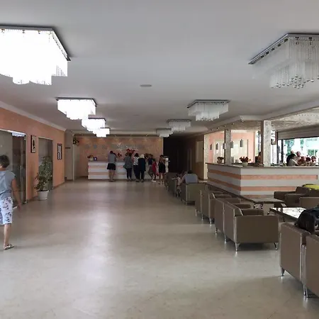 里瓦酒店 - 全包 酒店 阳光海滩