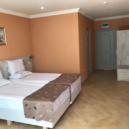 酒店 里瓦酒店 - 全包 3*