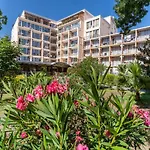 Riva Hotell 3*