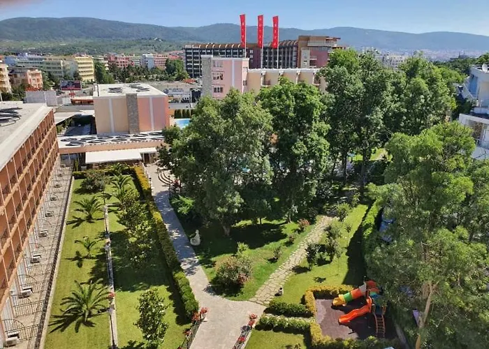 Riva Hotel 3*