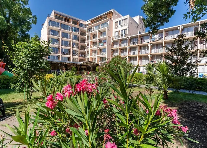 Riva Hotel 3*