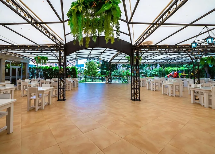 Riva Hotel