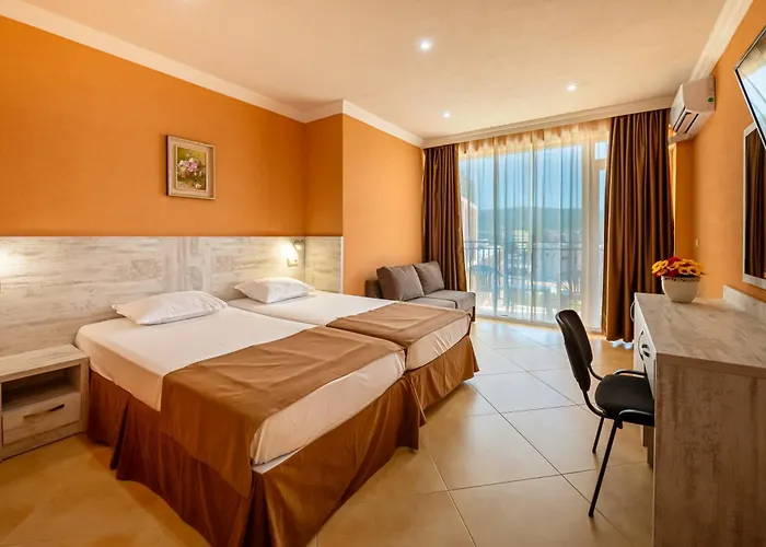Hotel Riva 3*