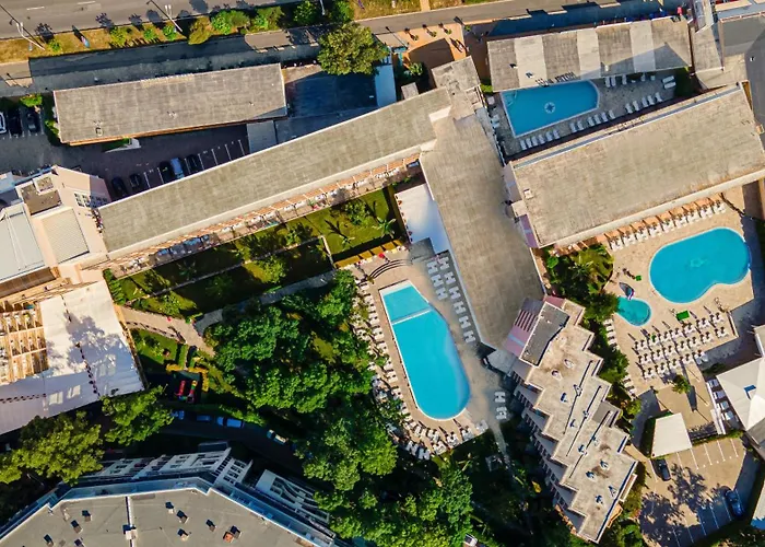 Hotel Riva 3*